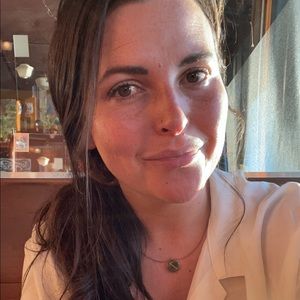 Meet your Posher, Ronica